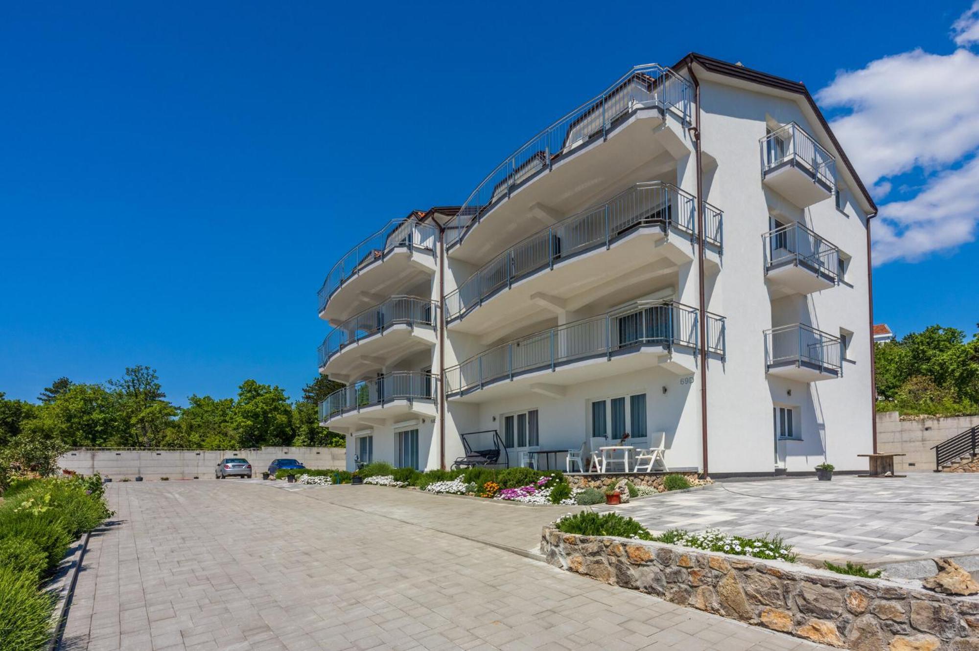 Apartments Sunshine D تْسْغيكفانِتْسا المظهر الخارجي الصورة